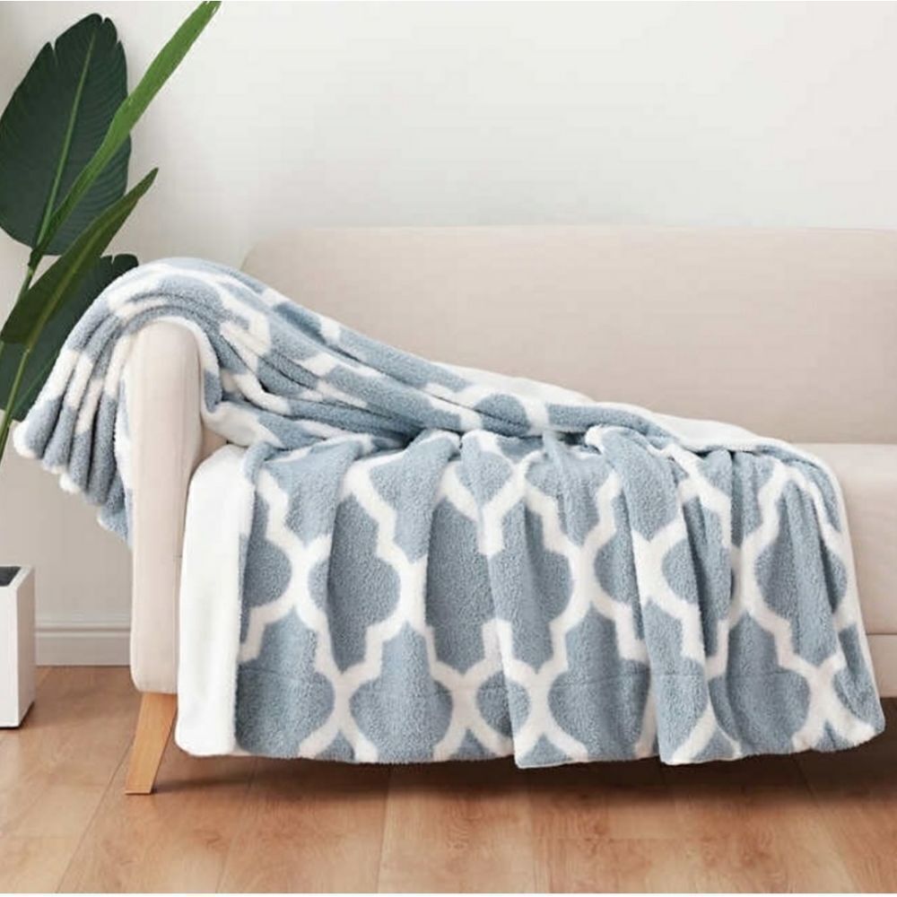 BRAND NEW BERKSHIRE LIFE HEIRLOOM THROW